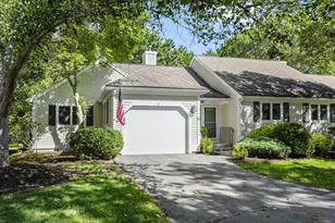 5 Friendship Ct, Mashpee, MA 02649 - Photo 1