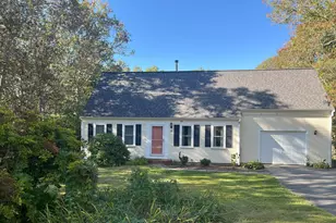 15 Gunter's Ln, Mashpee, MA 02649 - Photo 1