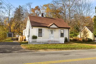 563 County Road, Rochester, MA 02770 - Photo 1