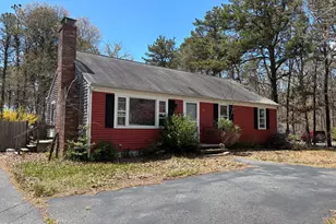 8 Oakleaf Cir, Harwich, MA 02645 - Photo 1
