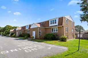 24 Bettys Pond Rd, Barnstable, MA 02601 - Photo 1