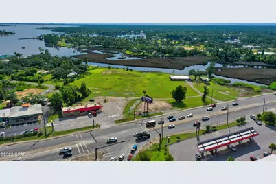 7437 Highway 77, Southport, FL 32409 - Photo 1