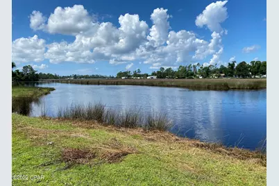 7437 Highway 77, Southport, FL 32409 - Photo 13