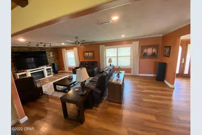 7437 Highway 77, Southport, FL 32409 - Photo 15