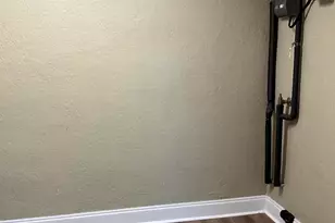 211 Annabelle Dr, Mary Esther, FL 32569 - Photo 13