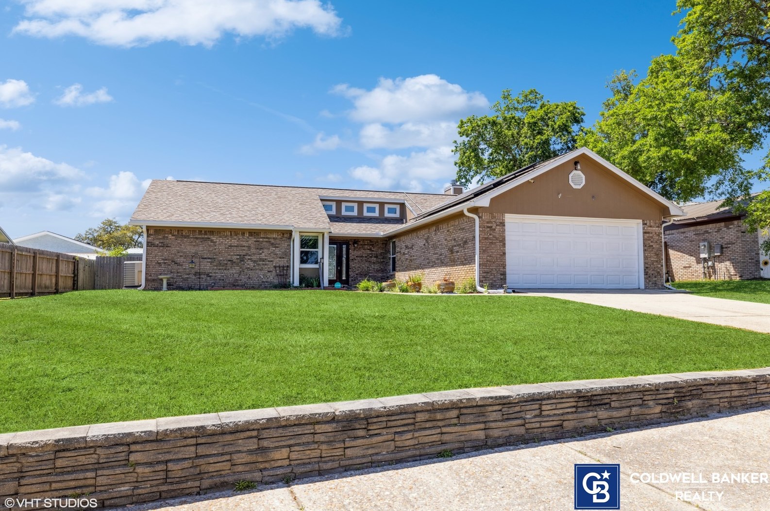 7711 Shadow Bay Dr, Panama City FL 32404-2524 exterior