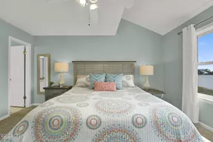 7813 N Lagoon Dr, Panama City Beach, FL 32408 - Photo 23