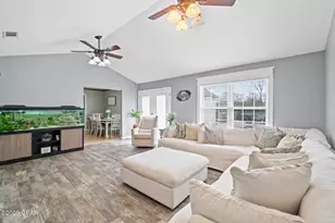 1528 Hilltop Dr, Bonifay, FL 32425 - Photo 7