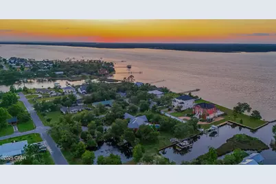 400 W 2nd Street, Lynn Haven, FL 32444 - Photo 117