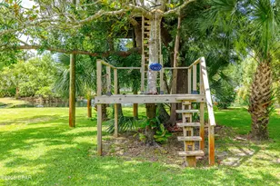 400 W 2nd St, Lynn Haven, FL 32444 - Photo 75