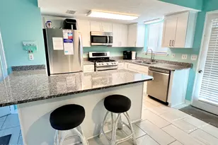 206 Robin Ln, Panama City Beach, FL 32407 - Photo 1