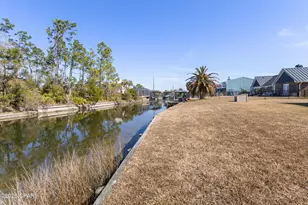 702 Beachcomber Dr, Lynn Haven, FL 32444 - Photo 25