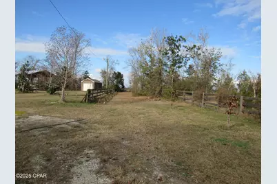 7835 Olde Mill Road, Southport, FL 32409 - Photo 3