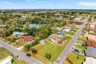 819 Russ Lake Dr, Panama City, FL 32404 - Photo 5