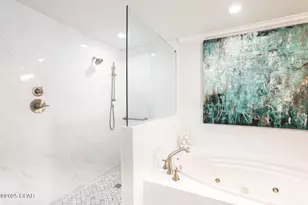 8601 Surf Dr, Panama City, FL 32408 - Photo 27