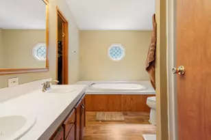 2816 Bonifay Gritney Rd, Bonifay, FL 32425 - Photo 13