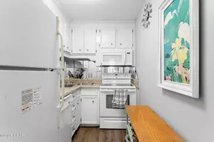 17462 Front Beach Rd, Panama City Beach, FL 32413 - Photo 7