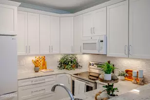 17545 Front Beach Rd, Panama City Beach, FL 32413 - Photo 9