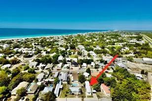 329 Hibiscus Dr, Panama City Beach, FL 32413 - Photo 1