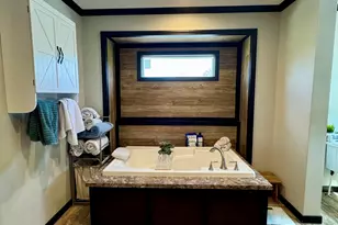 7031 Hamilton Rd, Grand Ridge, FL 32442 - Photo 19