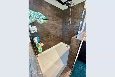 7031 Hamilton Road, Grand Ridge, FL 32442 - Photo 21