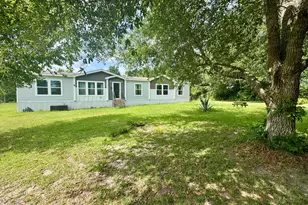 7031 Hamilton Rd, Grand Ridge, FL 32442 - Photo 49