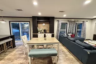 7031 Hamilton Rd, Grand Ridge, FL 32442 - Photo 5