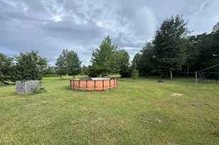 7031 Hamilton Rd, Grand Ridge, FL 32442 - Photo 33