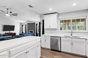 201 Birdie Ln, Panama City Beach, FL 32407 - Photo 7