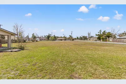 905 E 12th Street, Lynn Haven, FL 32444 - Photo 29