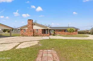 905 E 12th St, Lynn Haven, FL 32444 - Photo 27