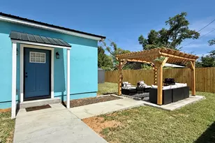 1409 E 6th Ct, Panama City, FL 32401 - Photo 5