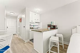 8817 Thomas Dr, Panama City, FL 32408 - Photo 5