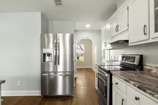 2435 Amhurst St, Lynn Haven, FL 32444 - Photo 5