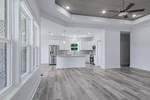 1113 New Hampshire Ave, Lynn Haven, FL 32444 - Photo 9