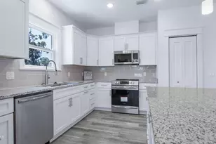 1113 New Hampshire Ave, Lynn Haven, FL 32444 - Photo 7