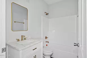 238 Springfield Ave, Panama City, FL 32401 - Photo 7