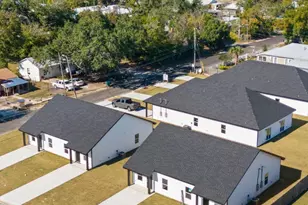 3207 E 2nd Pl, Panama City, FL 32401 - Photo 13