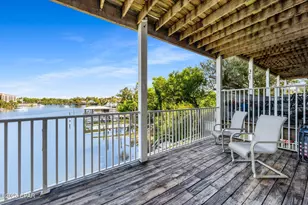 246 E 3rd Pl, Panama City, FL 32401 - Photo 17