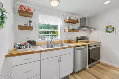 3811 Hicks Lake Lane, Vernon, FL 32462 - Photo 3