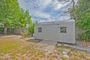 1012 W 10th Ct, Panama City, FL 32401 - Photo 35