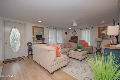 402 E Pennsylvania Avenue, Bonifay, FL 32425 - Photo 9