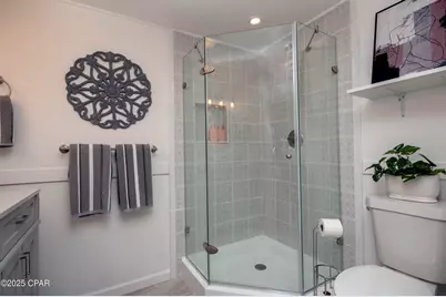 402 E Pennsylvania Avenue, Bonifay, FL 32425 - Photo 33