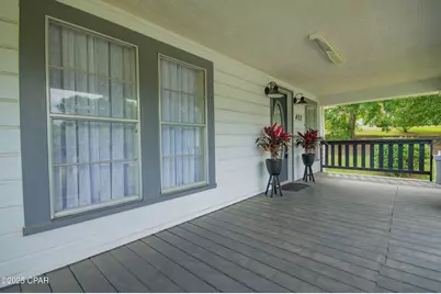 402 E Pennsylvania Avenue, Bonifay, FL 32425 - Photo 7