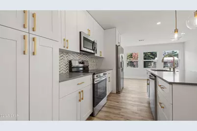 212 N Cove Boulevard, Panama City, FL 32401 - Photo 7