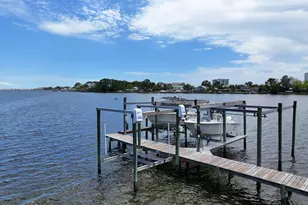 7009 N Lagoon Dr, Panama City, FL 32408 - Photo 17