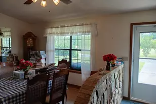 6694 Wolf Pond Rd, Bascom, FL 32423 - Photo 7