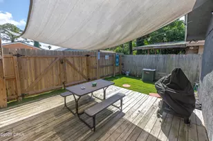 5504 E Hilltop Ave, Panama City Beach, FL 32408 - Photo 9