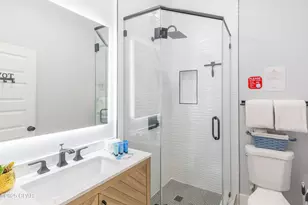 6606 Thomas Dr, Panama City, FL 32408 - Photo 37