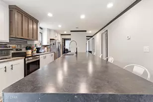 327 N Berthe Ave, Panama City, FL 32404 - Photo 9